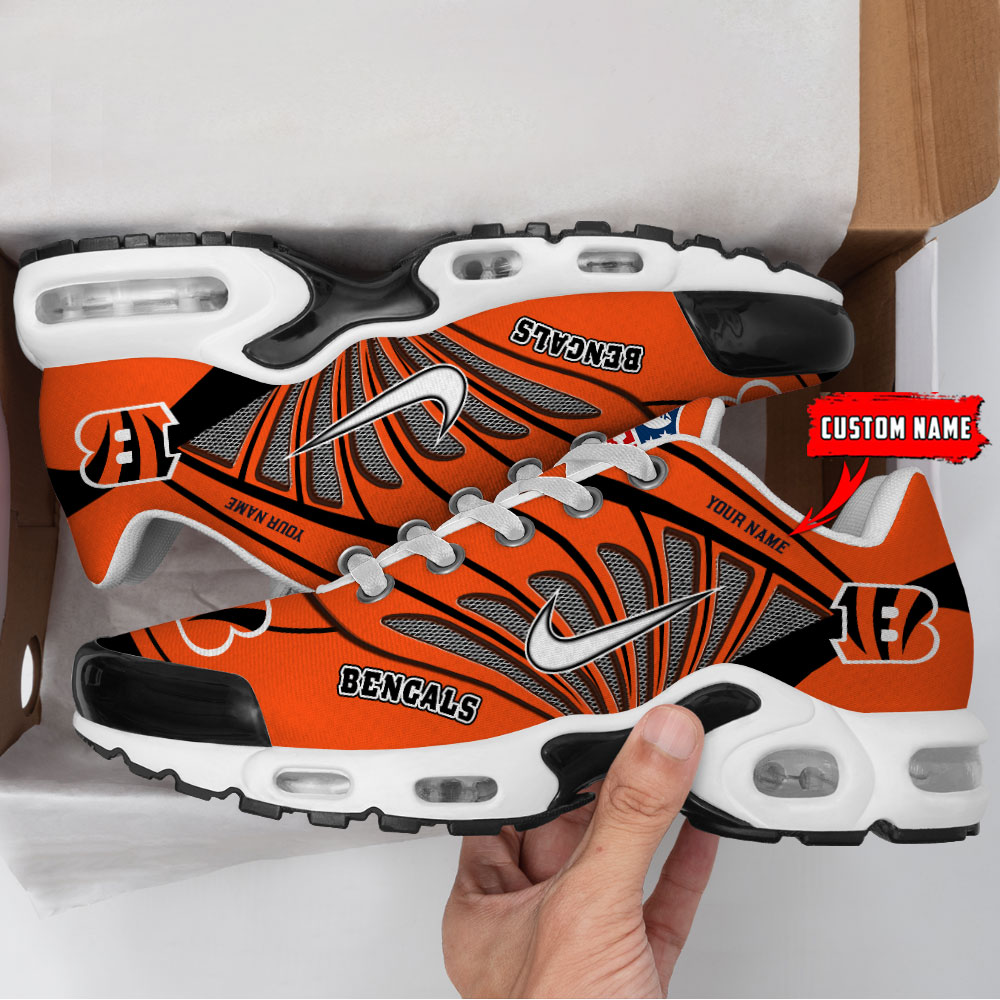 Customize Your Name with Cincinnati Bengals Ver 39 Sport Shoes