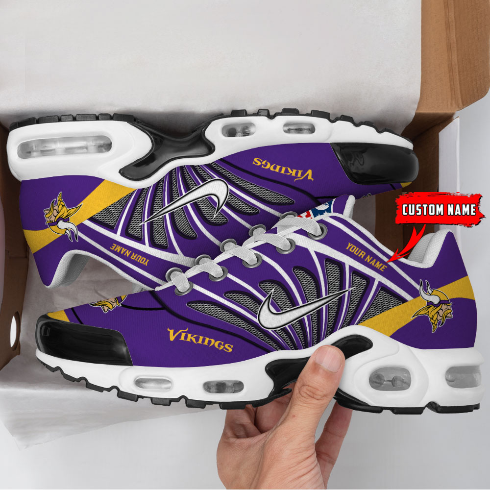 Customize Your Name with Minnesota Vikings Ver 39 Sport Shoes