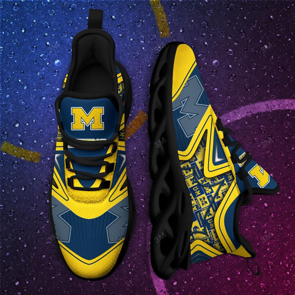 Michigan Wolverines Max Soul Clunky Shoes