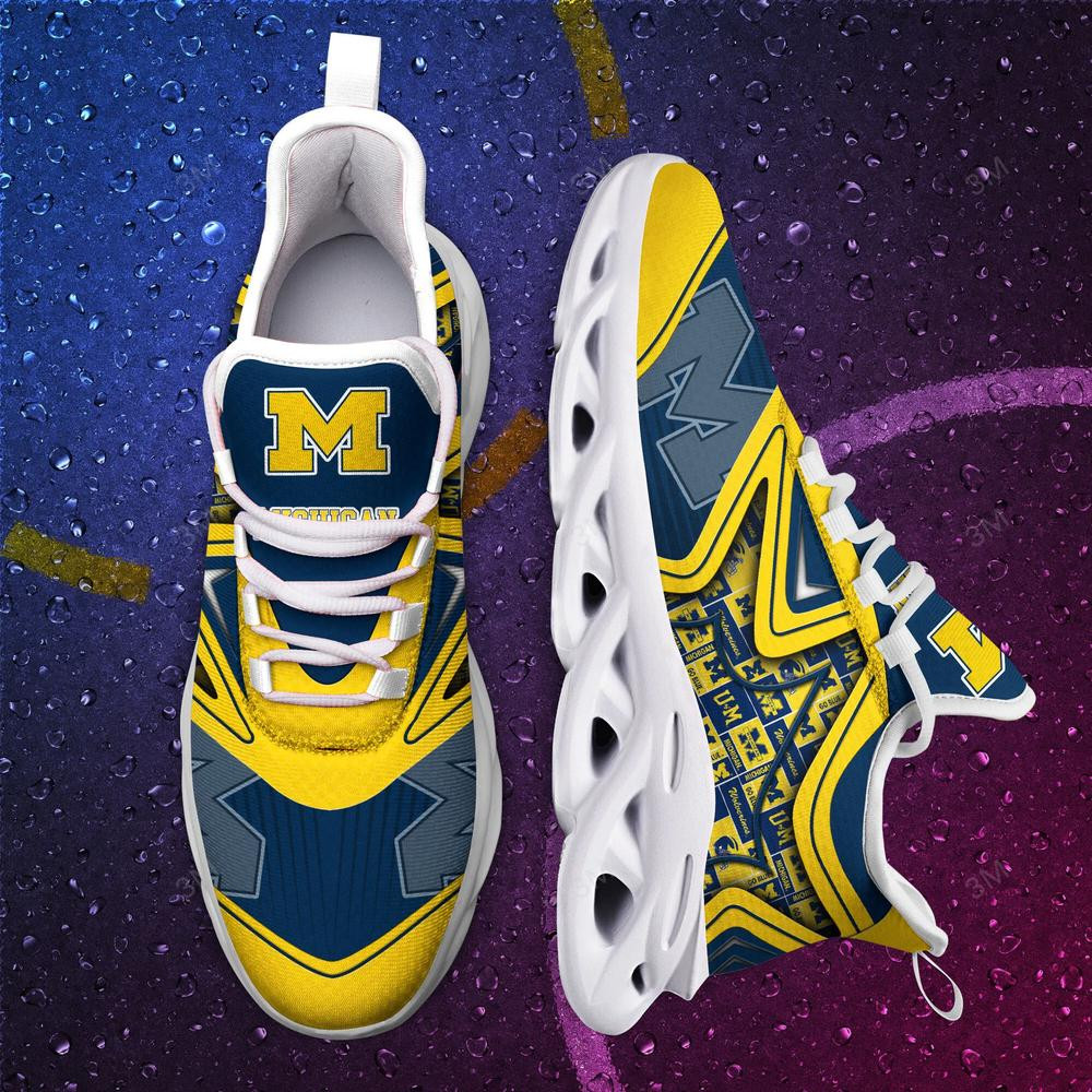 Michigan Wolverines Max Soul Clunky Shoes