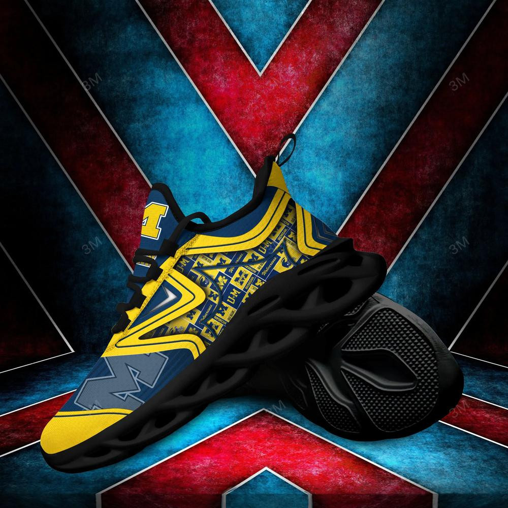 Michigan Wolverines Max Soul Clunky Shoes