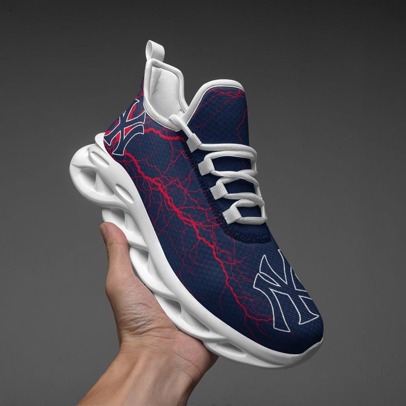 New York Yankees Lightning Pattern Max Soul Shoes NEW020551