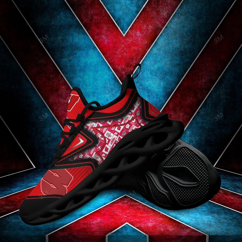Wisconsin Badgers Max Soul Clunky Shoes